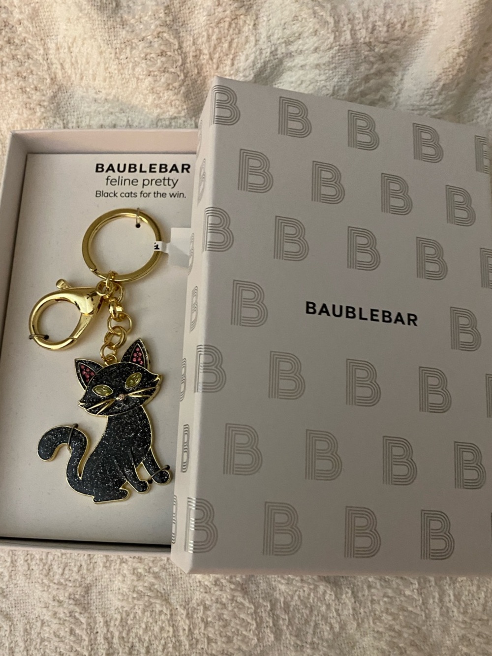 BaubleBar Black Glitter Cat Charm Keyring with Gold Hardware Halloween